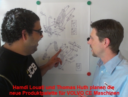 Hamdi Louati und Thomas Huth planen die neue Produktpalette für VOLVO CE Baumaschinen
